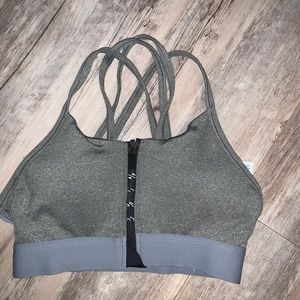 Sports bra